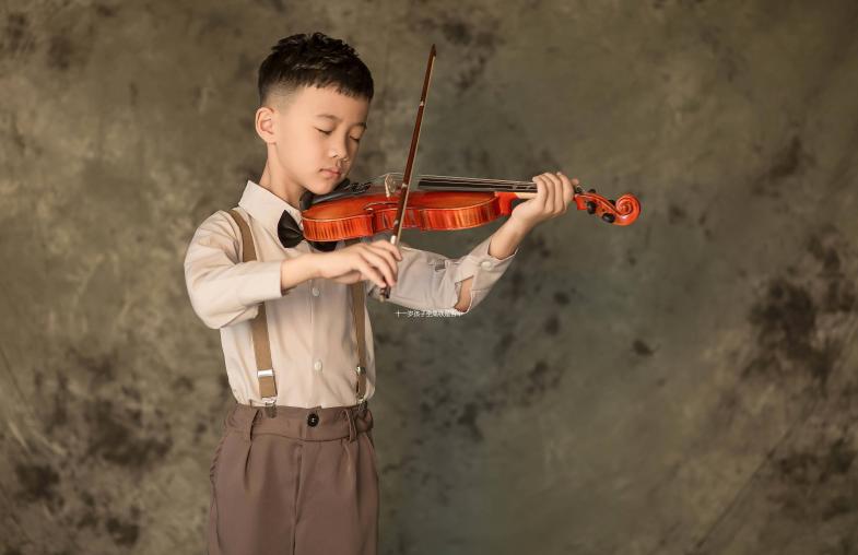 十一歲孩子坐高鐵是否半價、買啥票匯總，你不懂的這都有